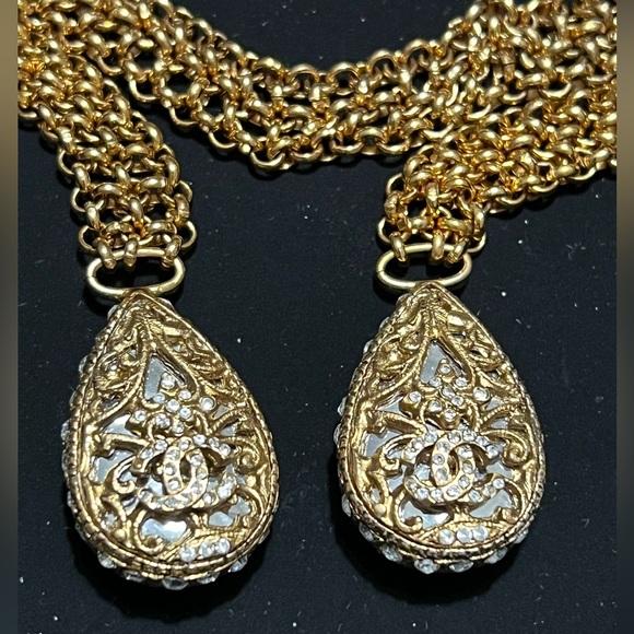 Chanel Necklace - Picture 8 of 16